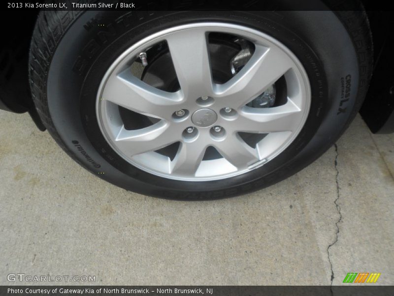Titanium Silver / Black 2013 Kia Sorento LX