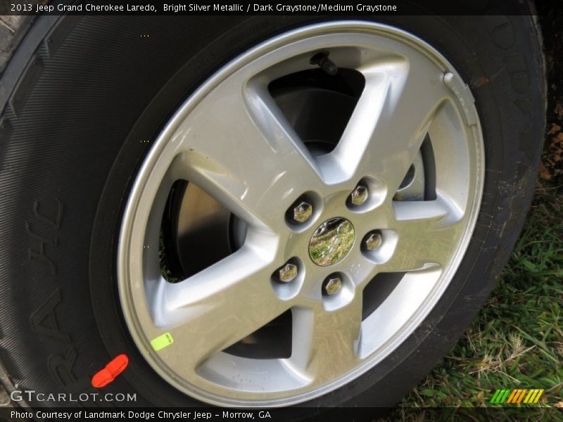 Bright Silver Metallic / Dark Graystone/Medium Graystone 2013 Jeep Grand Cherokee Laredo