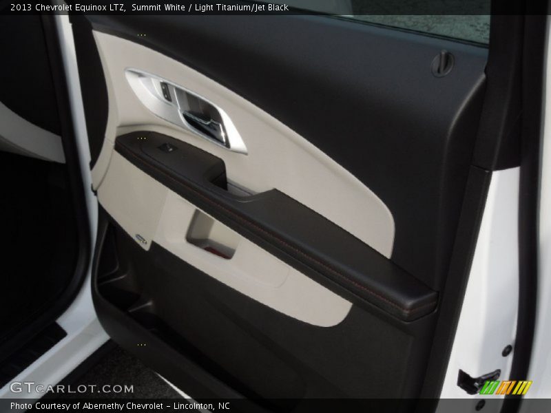 Summit White / Light Titanium/Jet Black 2013 Chevrolet Equinox LTZ