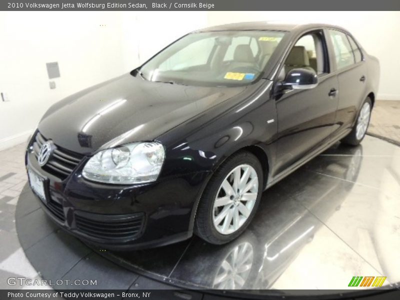 Black / Cornsilk Beige 2010 Volkswagen Jetta Wolfsburg Edition Sedan