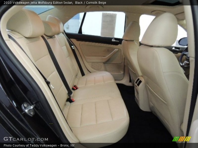 Black / Cornsilk Beige 2010 Volkswagen Jetta Wolfsburg Edition Sedan