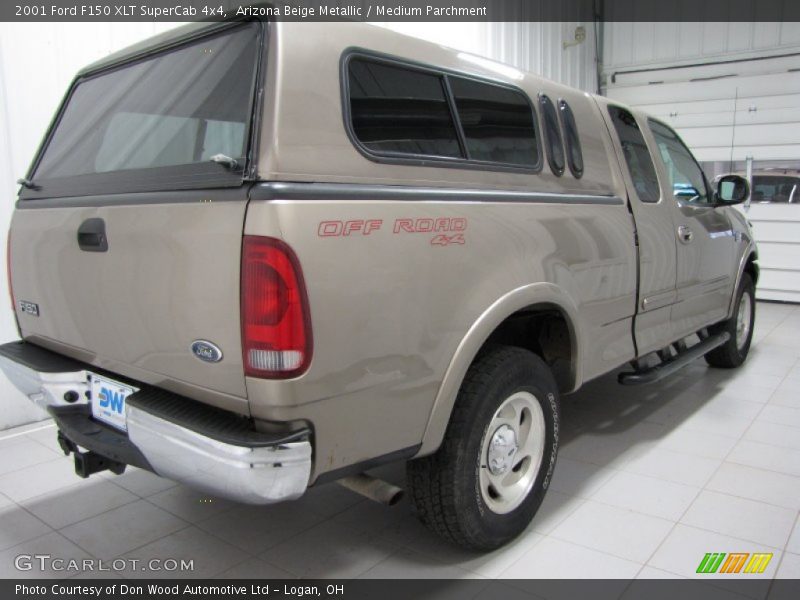 Arizona Beige Metallic / Medium Parchment 2001 Ford F150 XLT SuperCab 4x4