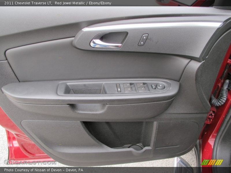 Red Jewel Metallic / Ebony/Ebony 2011 Chevrolet Traverse LT