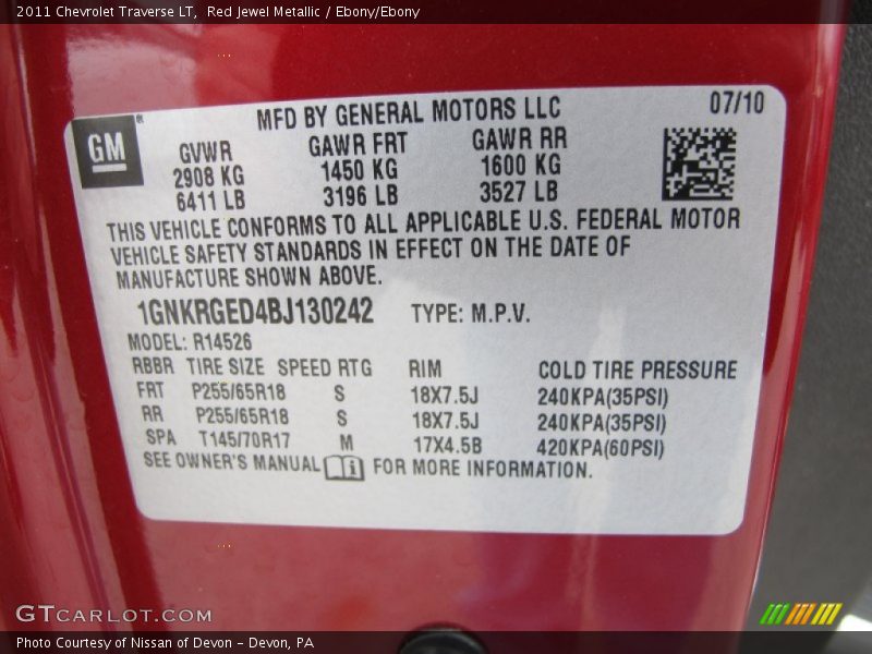 Red Jewel Metallic / Ebony/Ebony 2011 Chevrolet Traverse LT