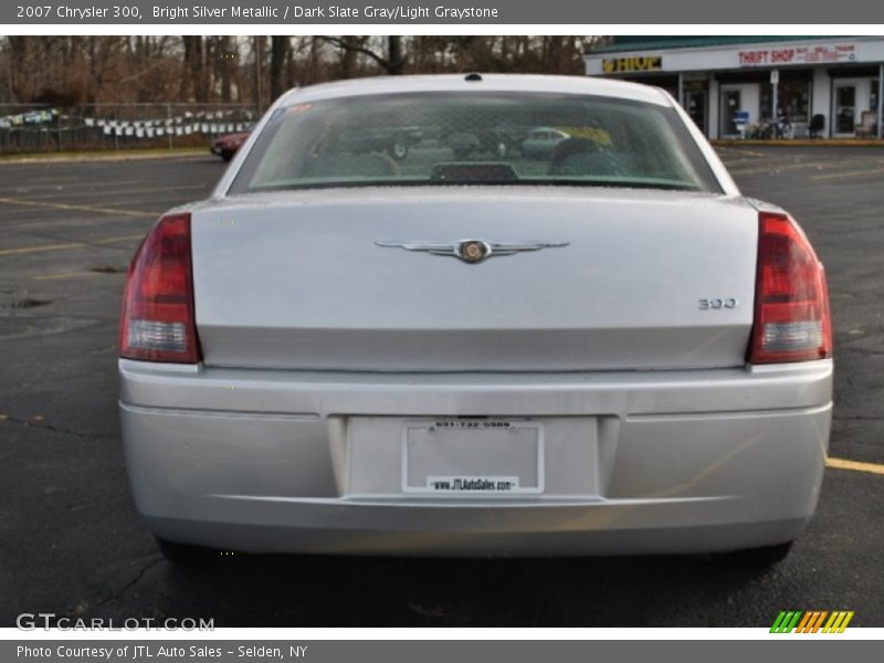 Bright Silver Metallic / Dark Slate Gray/Light Graystone 2007 Chrysler 300