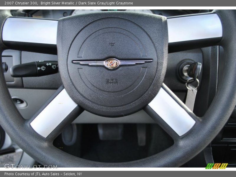 Bright Silver Metallic / Dark Slate Gray/Light Graystone 2007 Chrysler 300