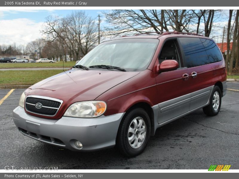 Ruby Red Metallic / Gray 2005 Kia Sedona EX