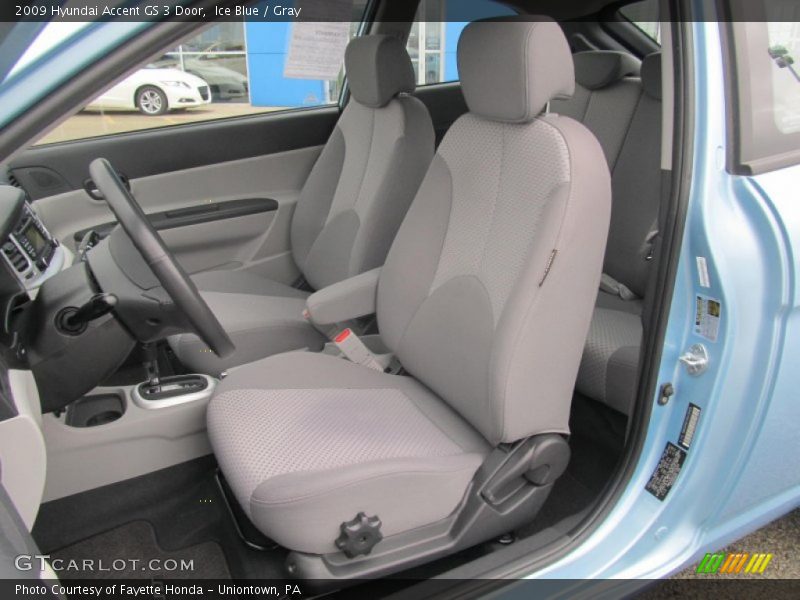 Front Seat of 2009 Accent GS 3 Door