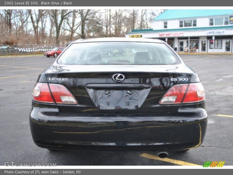 Black Onyx / Black 2002 Lexus ES 300