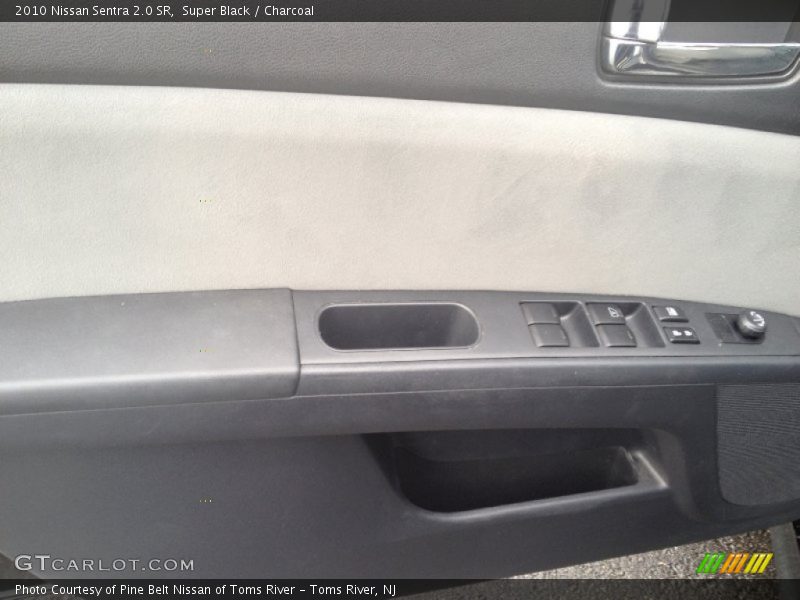 Super Black / Charcoal 2010 Nissan Sentra 2.0 SR