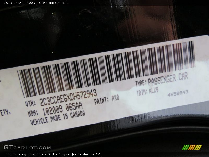 Gloss Black / Black 2013 Chrysler 300 C