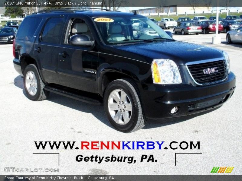Onyx Black / Light Titanium 2007 GMC Yukon SLT 4x4