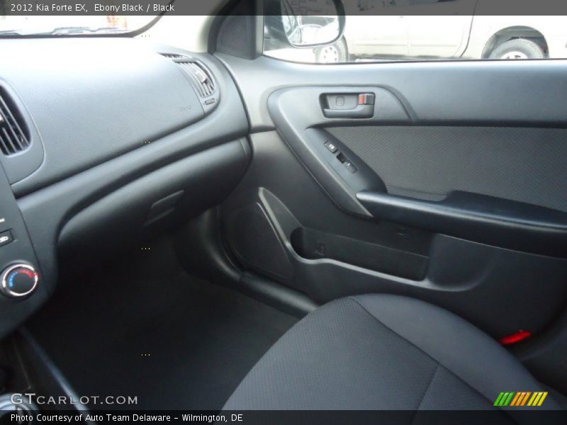 Ebony Black / Black 2012 Kia Forte EX