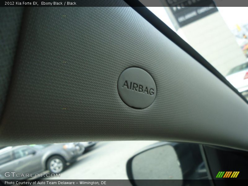 Ebony Black / Black 2012 Kia Forte EX