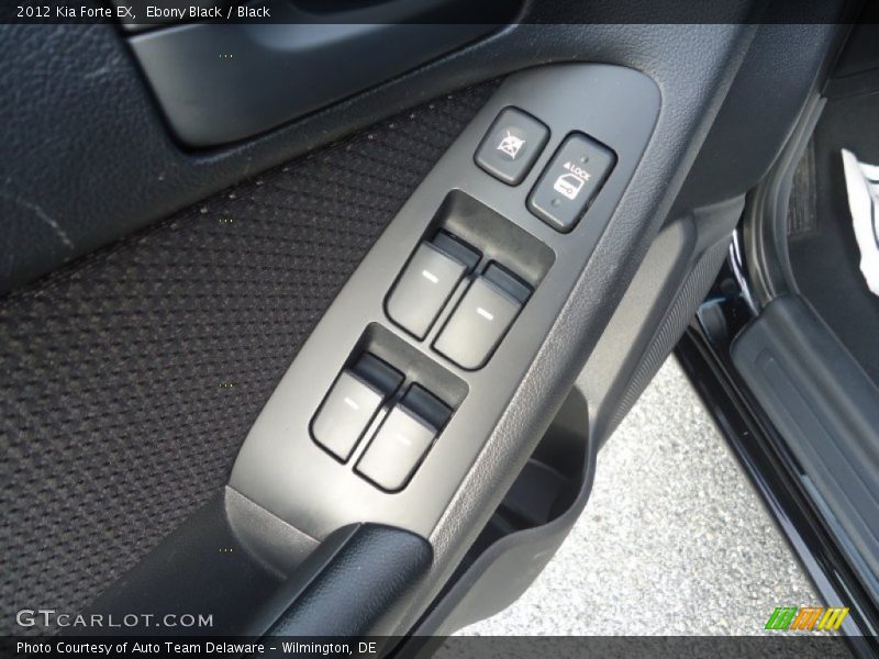 Ebony Black / Black 2012 Kia Forte EX