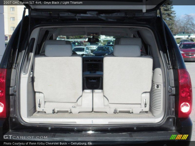 Onyx Black / Light Titanium 2007 GMC Yukon SLT 4x4