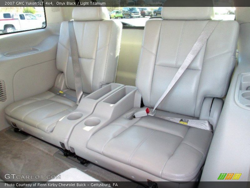 Onyx Black / Light Titanium 2007 GMC Yukon SLT 4x4