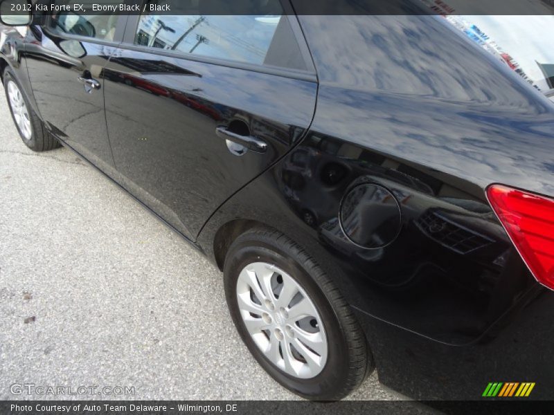 Ebony Black / Black 2012 Kia Forte EX