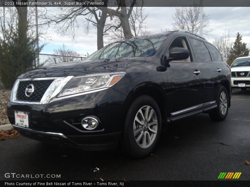 Super Black / Almond 2013 Nissan Pathfinder SL 4x4