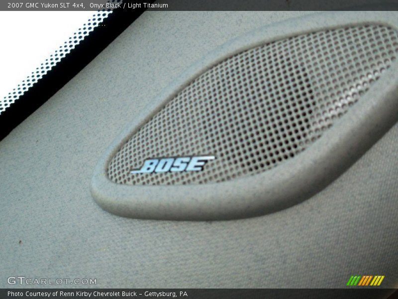 Onyx Black / Light Titanium 2007 GMC Yukon SLT 4x4