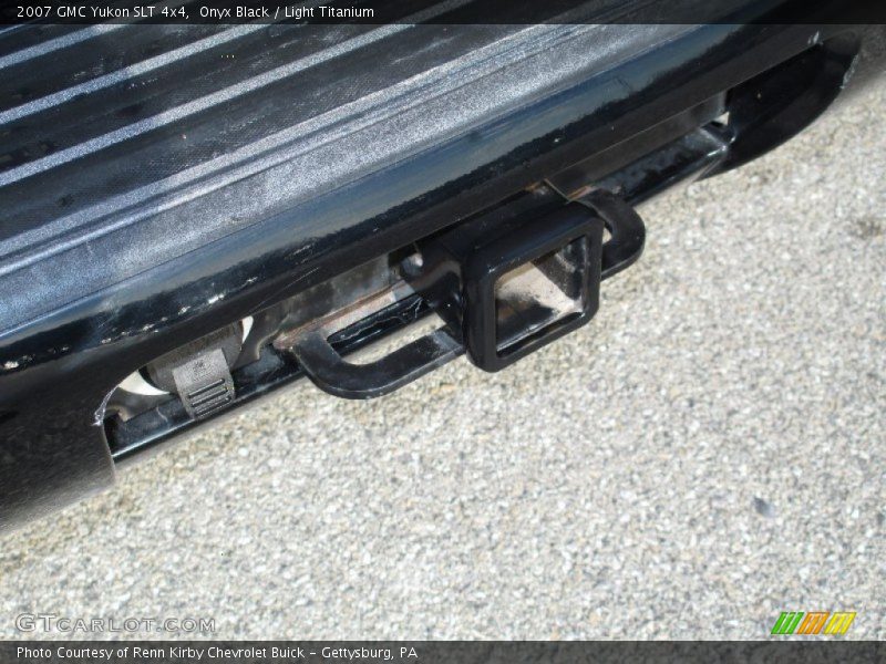 Onyx Black / Light Titanium 2007 GMC Yukon SLT 4x4