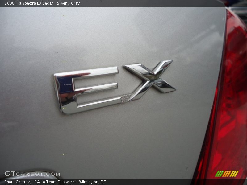 Silver / Gray 2008 Kia Spectra EX Sedan