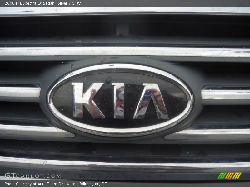 Silver / Gray 2008 Kia Spectra EX Sedan