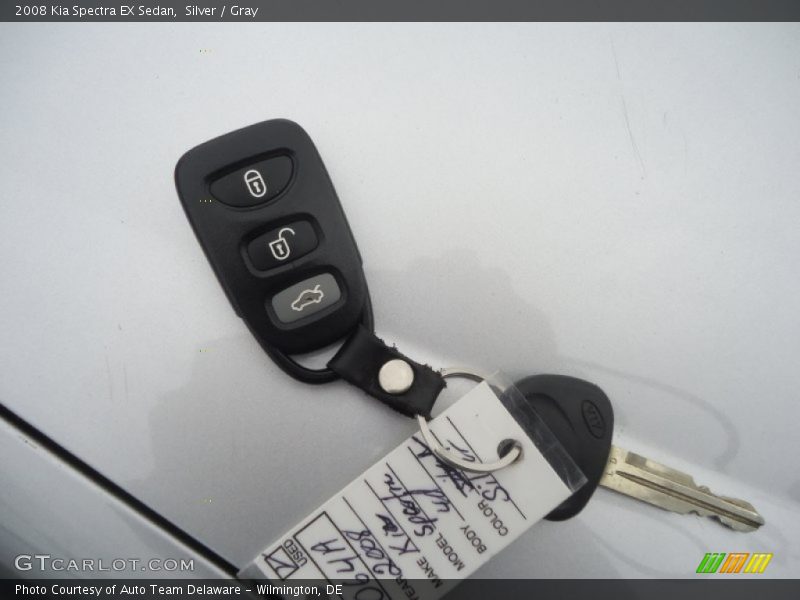 Silver / Gray 2008 Kia Spectra EX Sedan