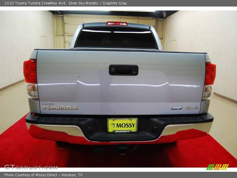 Silver Sky Metallic / Graphite Gray 2010 Toyota Tundra CrewMax 4x4