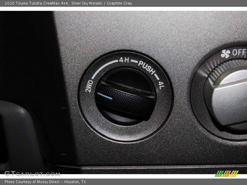Silver Sky Metallic / Graphite Gray 2010 Toyota Tundra CrewMax 4x4