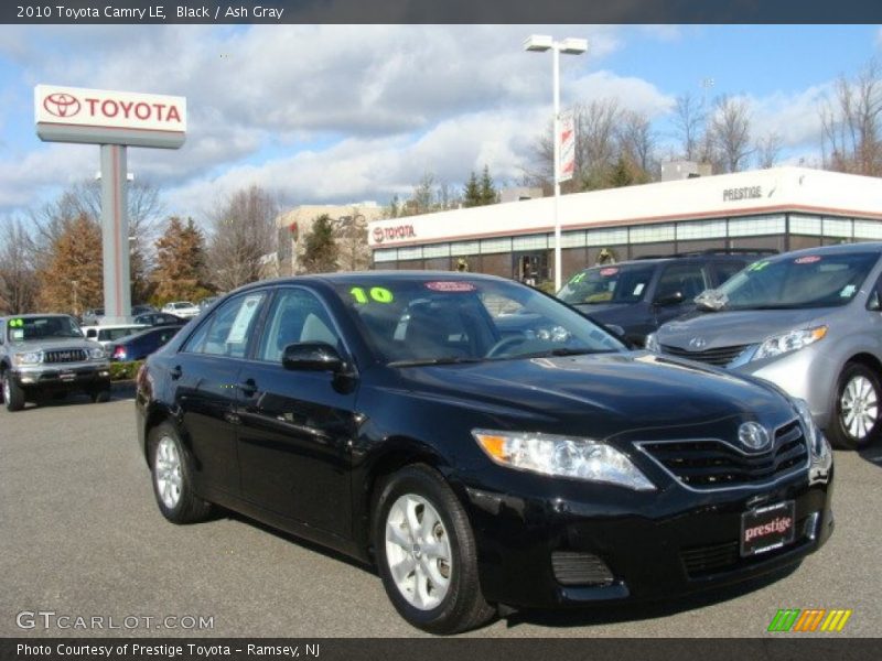 Black / Ash Gray 2010 Toyota Camry LE