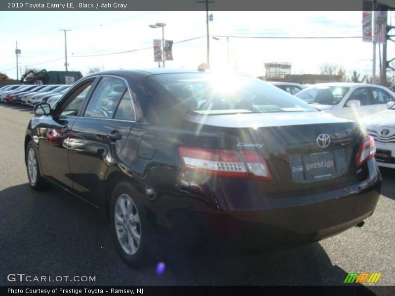 Black / Ash Gray 2010 Toyota Camry LE