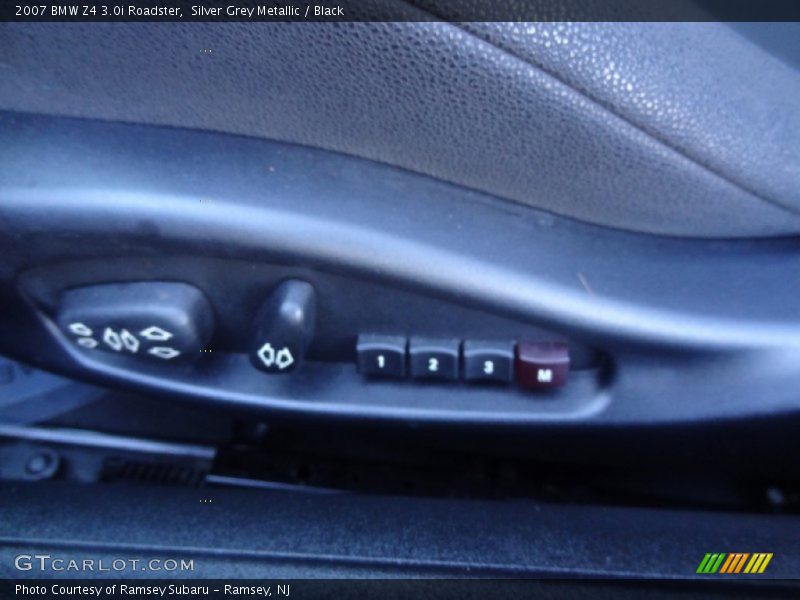 Silver Grey Metallic / Black 2007 BMW Z4 3.0i Roadster