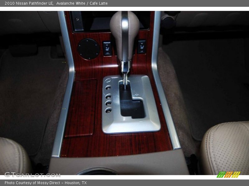 Avalanche White / Cafe Latte 2010 Nissan Pathfinder LE
