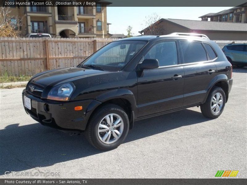 Obsidian Black / Beige 2009 Hyundai Tucson GLS