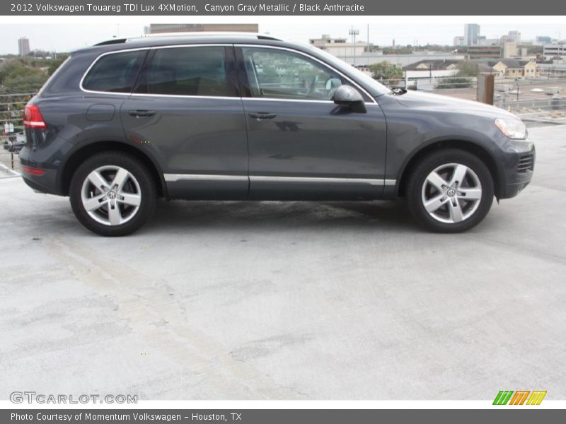 Canyon Gray Metallic / Black Anthracite 2012 Volkswagen Touareg TDI Lux 4XMotion