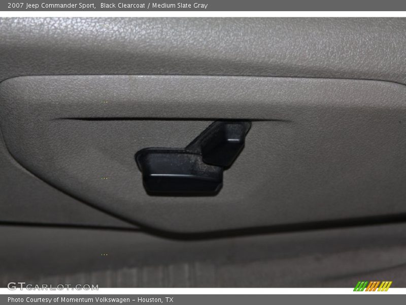 Black Clearcoat / Medium Slate Gray 2007 Jeep Commander Sport
