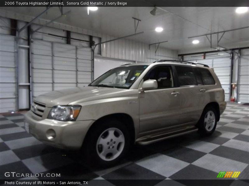 Sonora Gold Metallic / Ivory Beige 2006 Toyota Highlander Limited