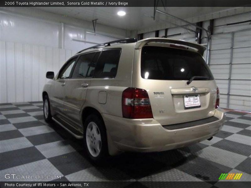 Sonora Gold Metallic / Ivory Beige 2006 Toyota Highlander Limited