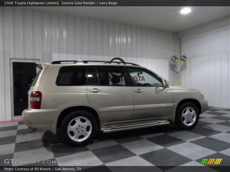 Sonora Gold Metallic / Ivory Beige 2006 Toyota Highlander Limited