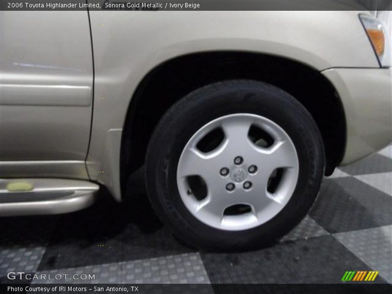 Sonora Gold Metallic / Ivory Beige 2006 Toyota Highlander Limited