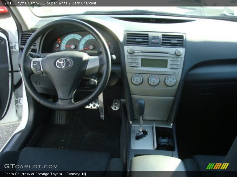 Super White / Dark Charcoal 2011 Toyota Camry SE