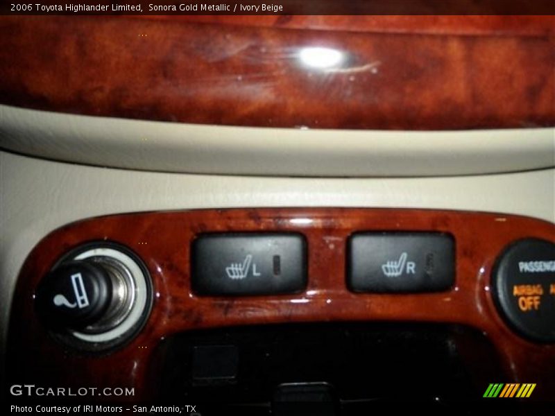 Sonora Gold Metallic / Ivory Beige 2006 Toyota Highlander Limited