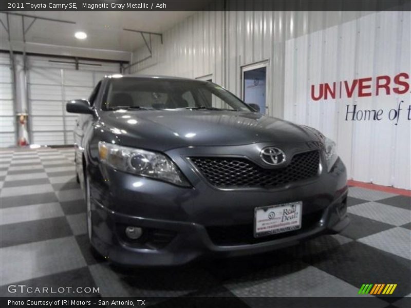Magnetic Gray Metallic / Ash 2011 Toyota Camry SE
