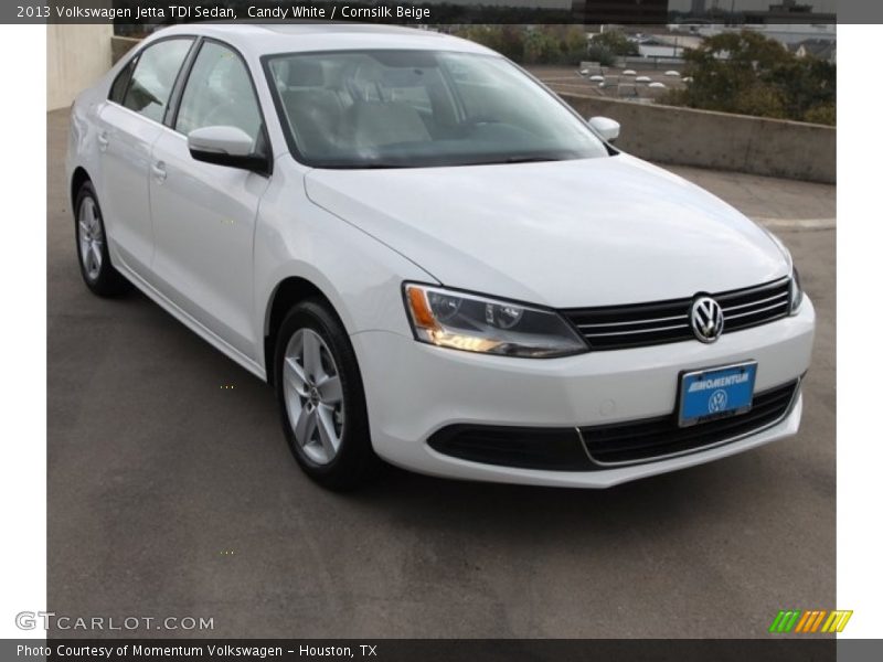 Candy White / Cornsilk Beige 2013 Volkswagen Jetta TDI Sedan
