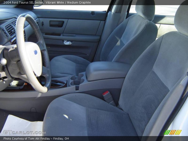 Vibrant White / Medium Graphite 2004 Ford Taurus SEL Sedan