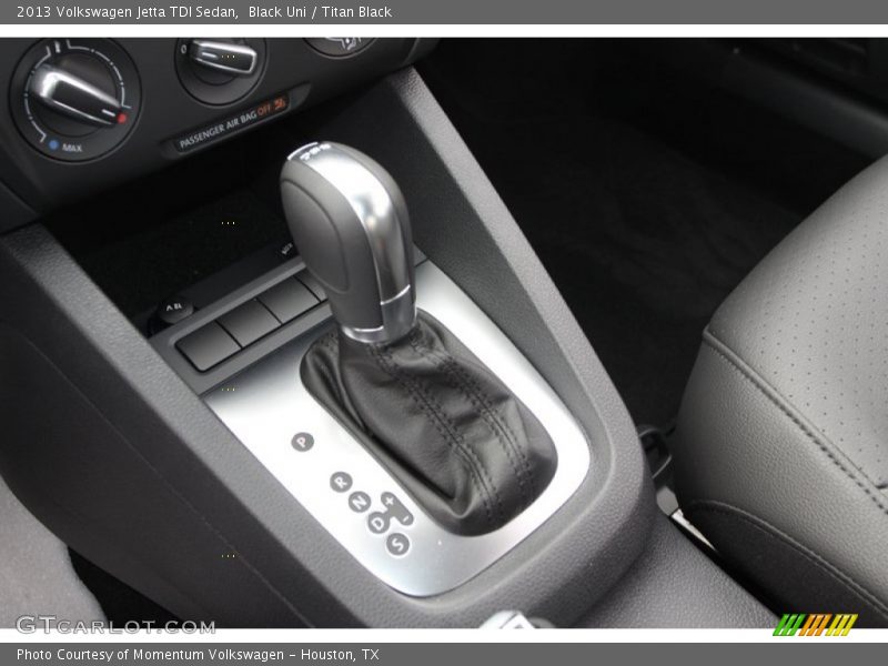 Black Uni / Titan Black 2013 Volkswagen Jetta TDI Sedan