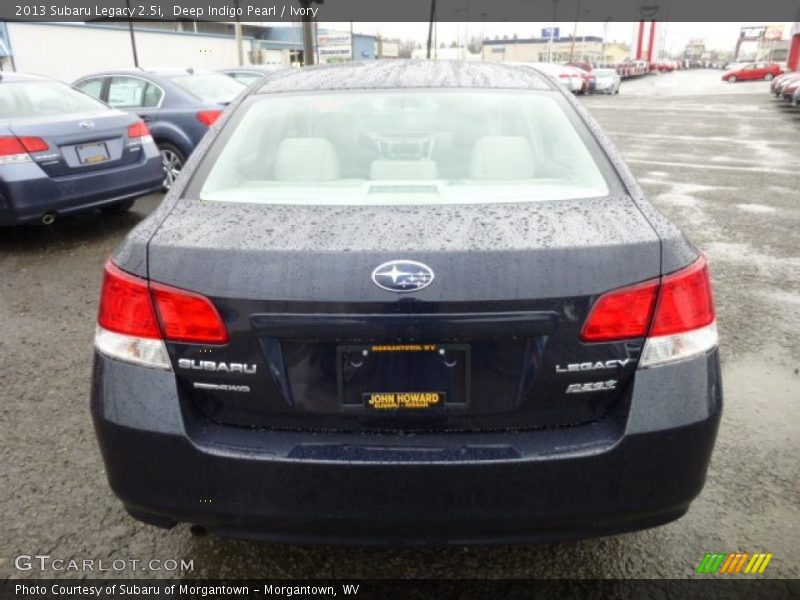 Deep Indigo Pearl / Ivory 2013 Subaru Legacy 2.5i