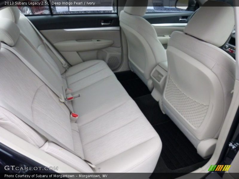 Deep Indigo Pearl / Ivory 2013 Subaru Legacy 2.5i