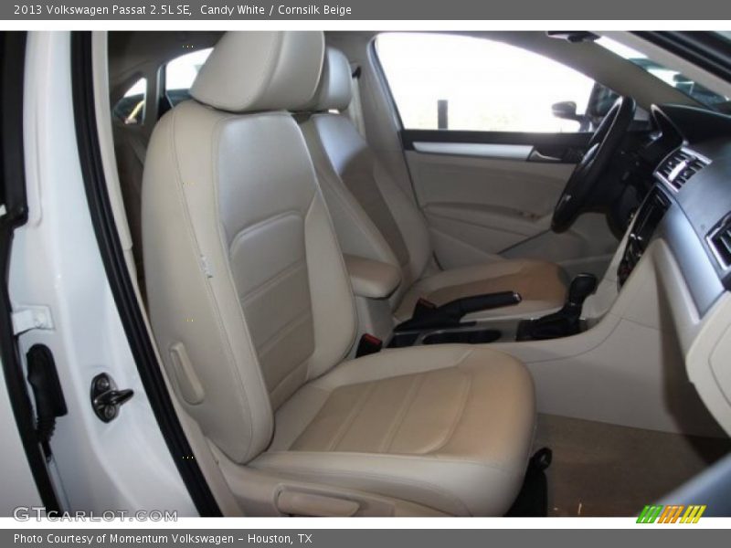 Candy White / Cornsilk Beige 2013 Volkswagen Passat 2.5L SE